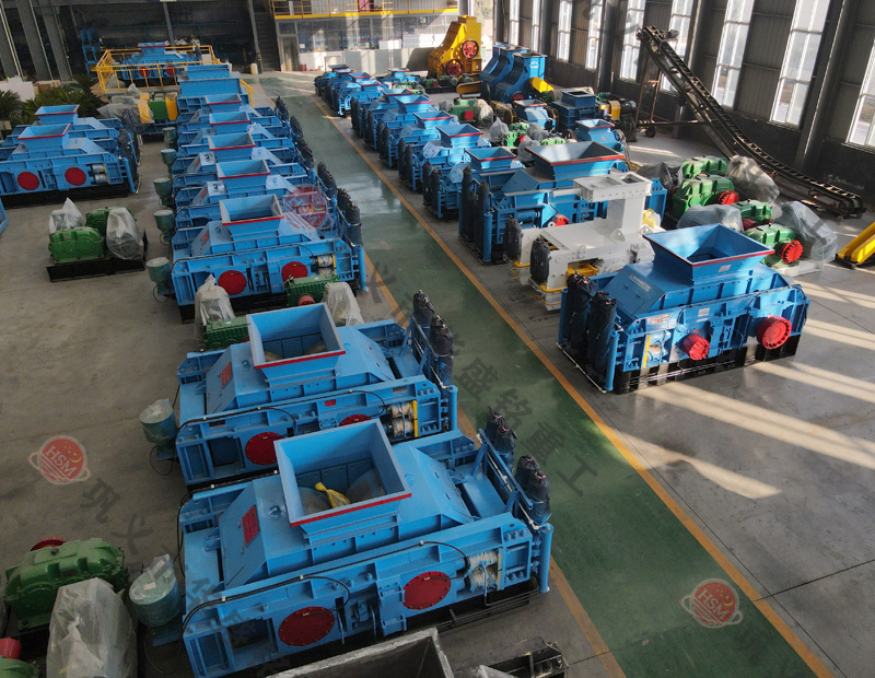 石英砂制砂子設(shè)備哪家好？全液壓對輥制砂機(jī)多少錢？