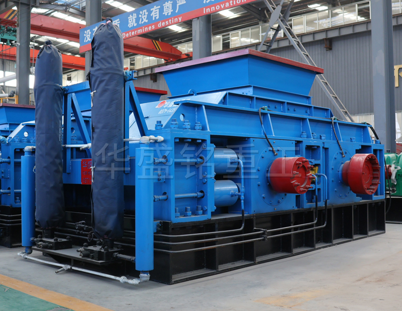 產(chǎn)能在100噸片麻巖制砂機(jī)優(yōu)勢有哪些？