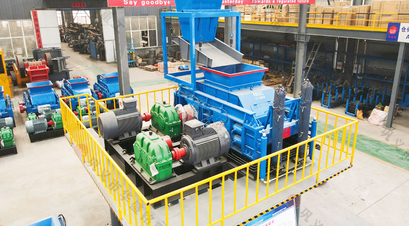 哪里找大型生產(chǎn)雙齒輥破碎機的廠家？