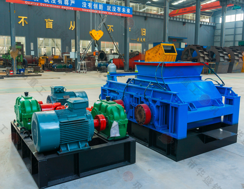 時產(chǎn)50噸河卵石制砂對輥機多少錢一臺？